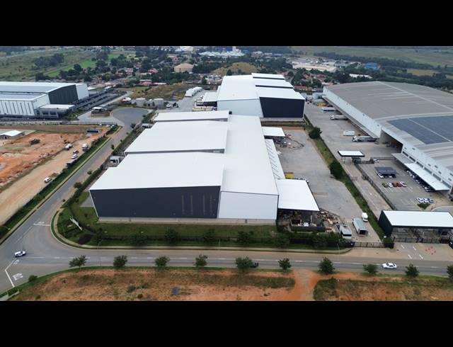 11,366M² WAREHOUSE TO LET IN CHLOORKOP